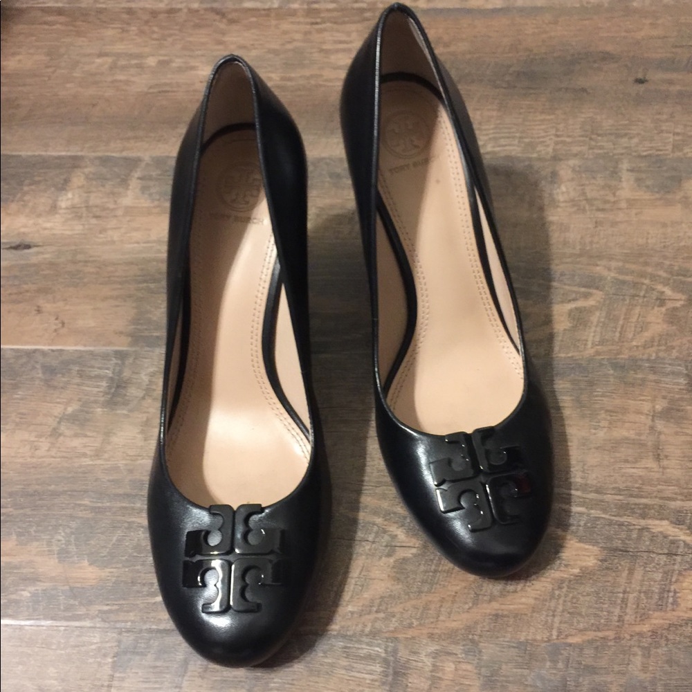 Tory Burch heels 9.5